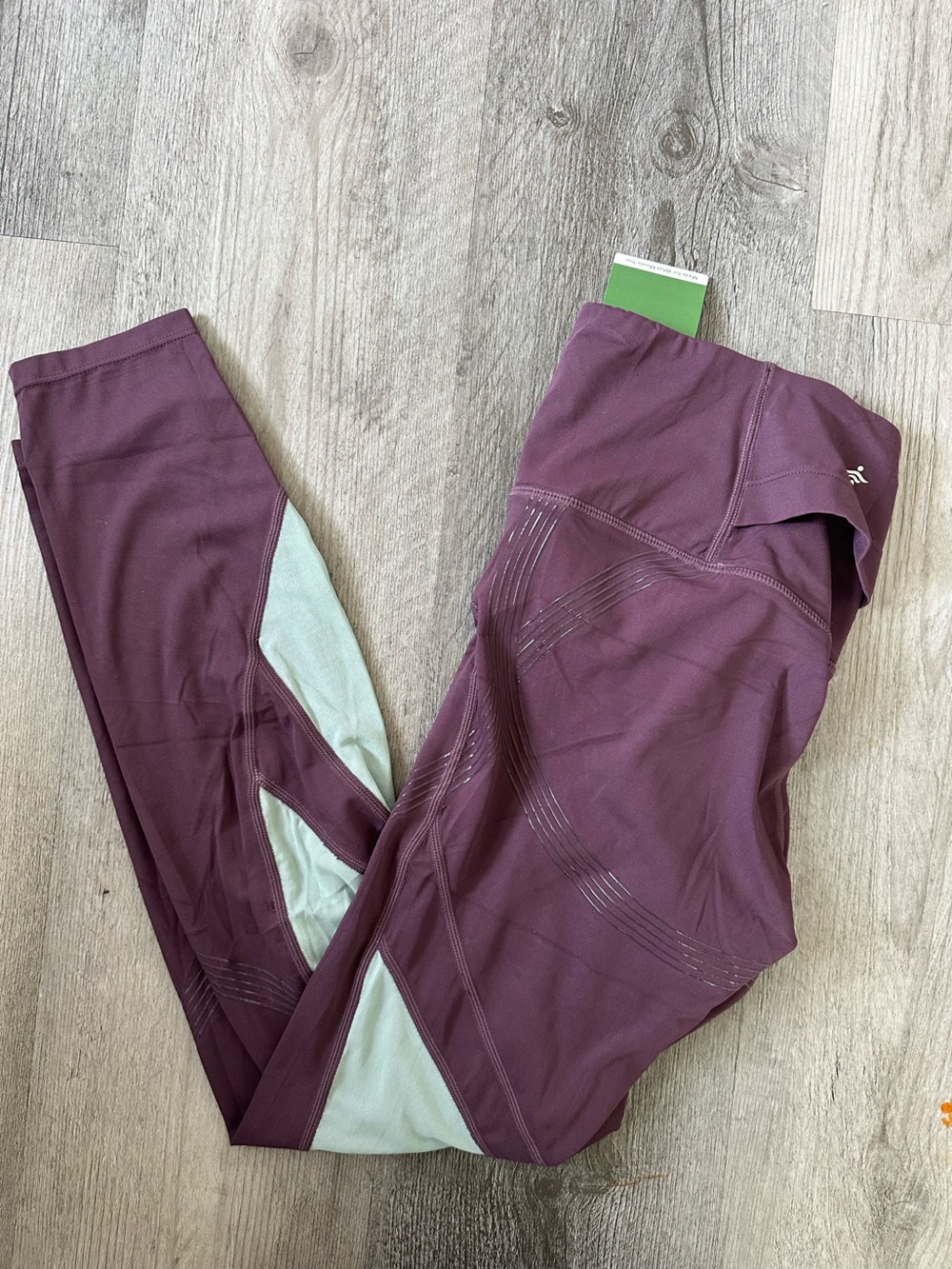 🦄 NWT Halara Rare Mesh Panel Plum Leggings With Textured Contour Detail